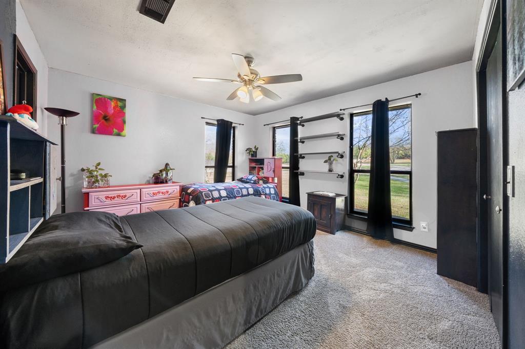 206 County Road Paris, TX 75462 - Photo 18 of 40