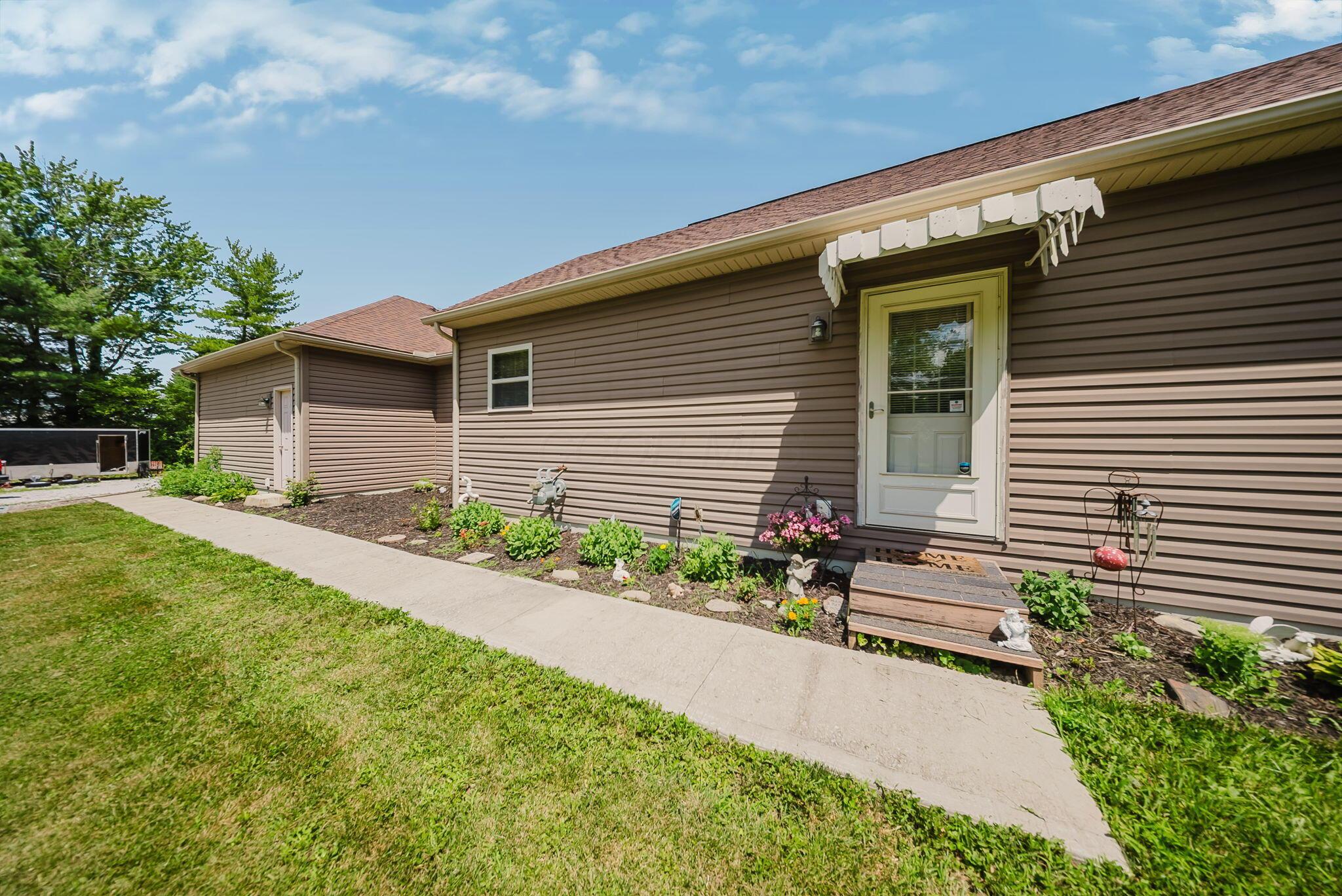 6684 Borror Road Grove City, OH 43123 - Photo 3 of 118 2nd Home