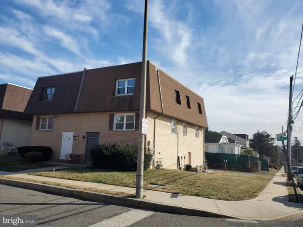$1,500 | 2418 David Drive, Unit 2, Havertown, PA 19083