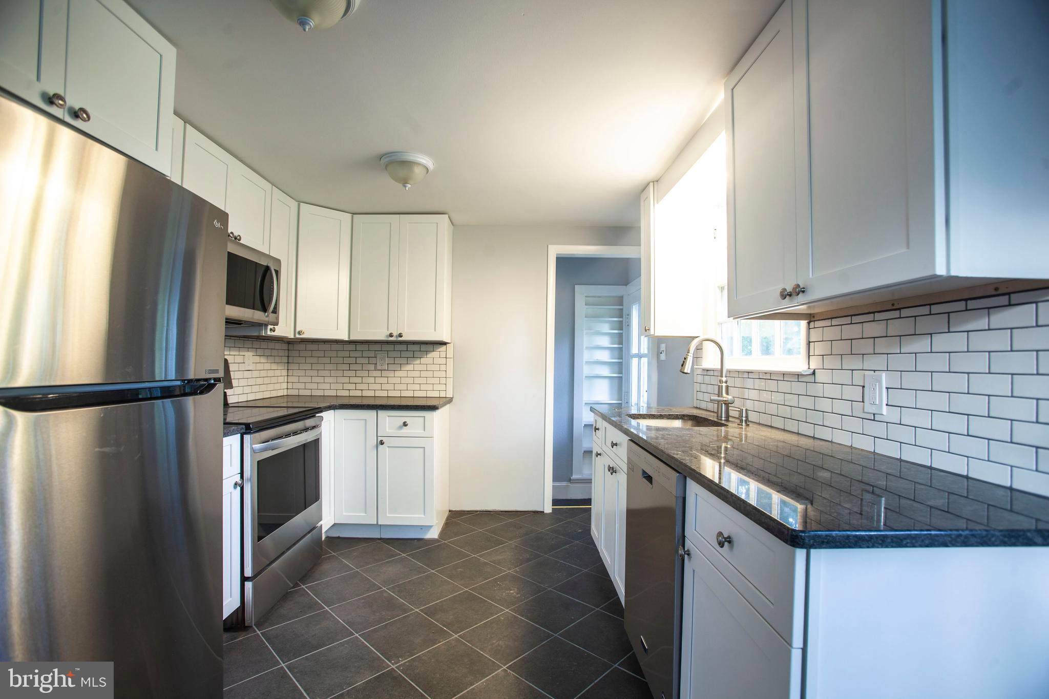 170 Pennington Harbourton Road Pennington, NJ 08534 - Photo 7 of 18 Brand New Kitchen!