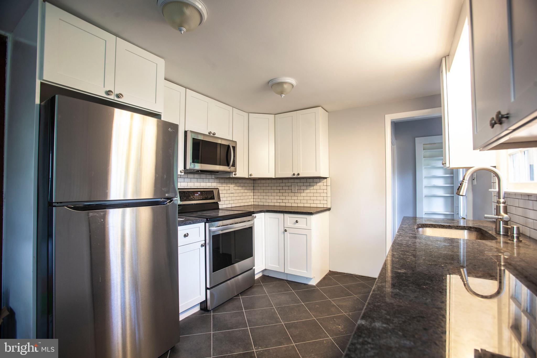 170 Pennington Harbourton Road Pennington, NJ 08534 - Photo 8 of 18 New Stainless steel appliances