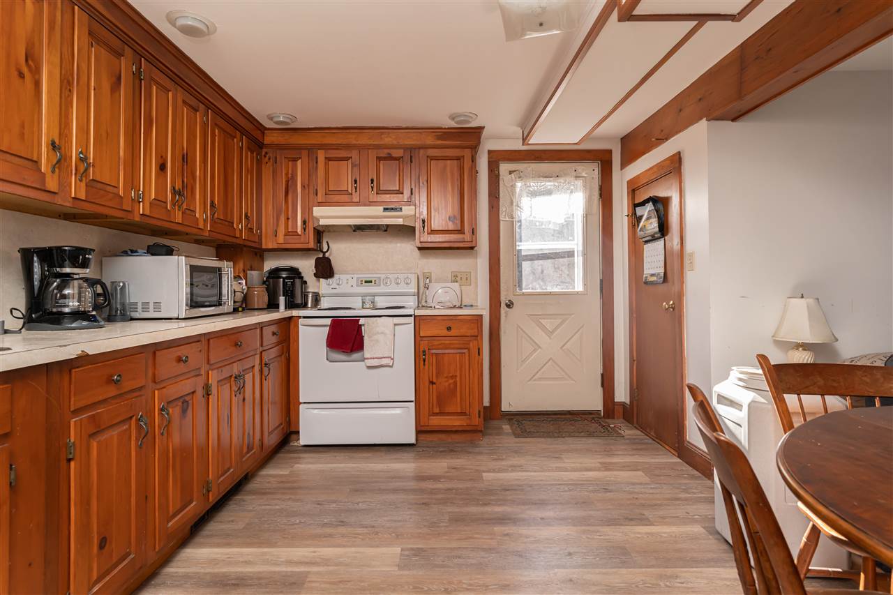 16-18 North Line Road Wolfeboro, NH 03894 - Photo 9 of 23 Gallery Image 9