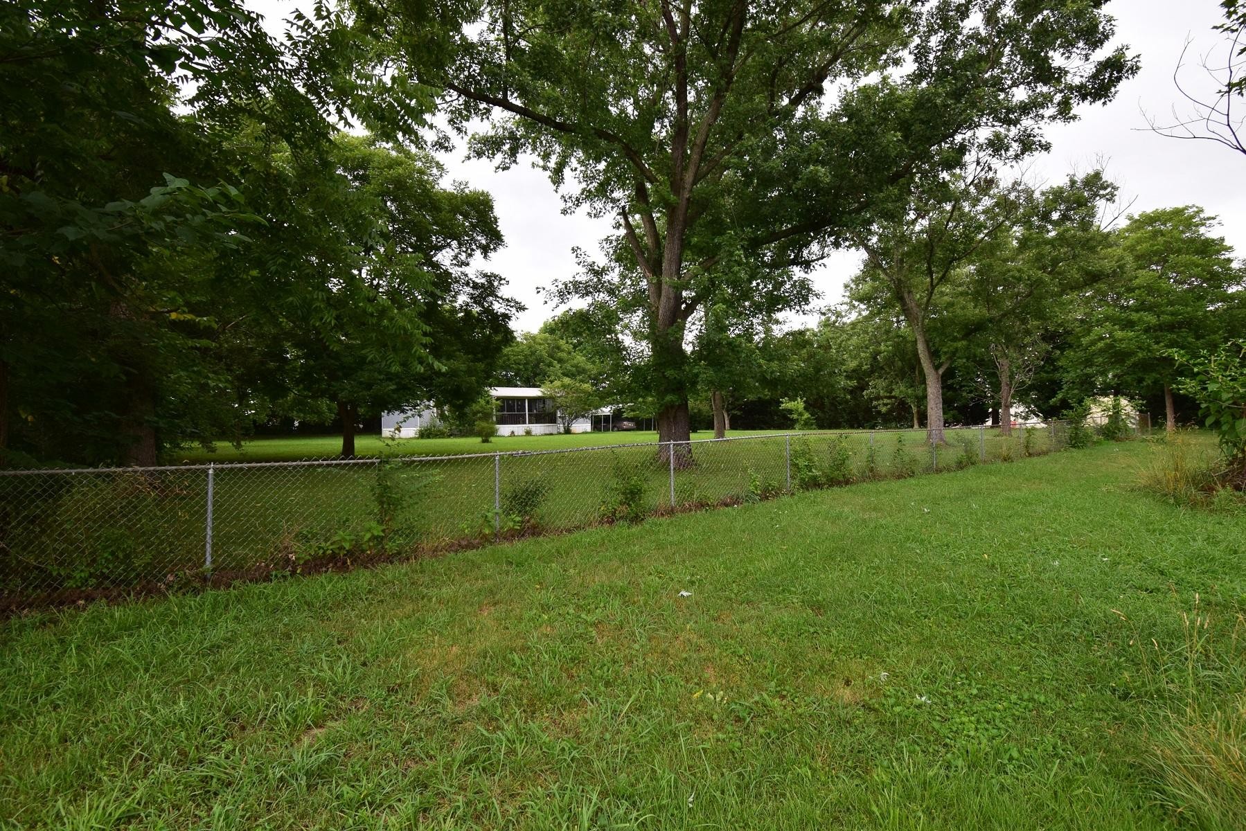 860 Binfield Road Maryville, TN 37801 - Photo 3 of 6