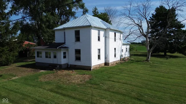 $275,000 | 10723 East State Road, Wilkinson, IN 46186