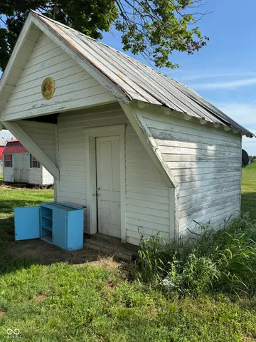 $275,000 | 10723 East State Road, Wilkinson, IN 46186