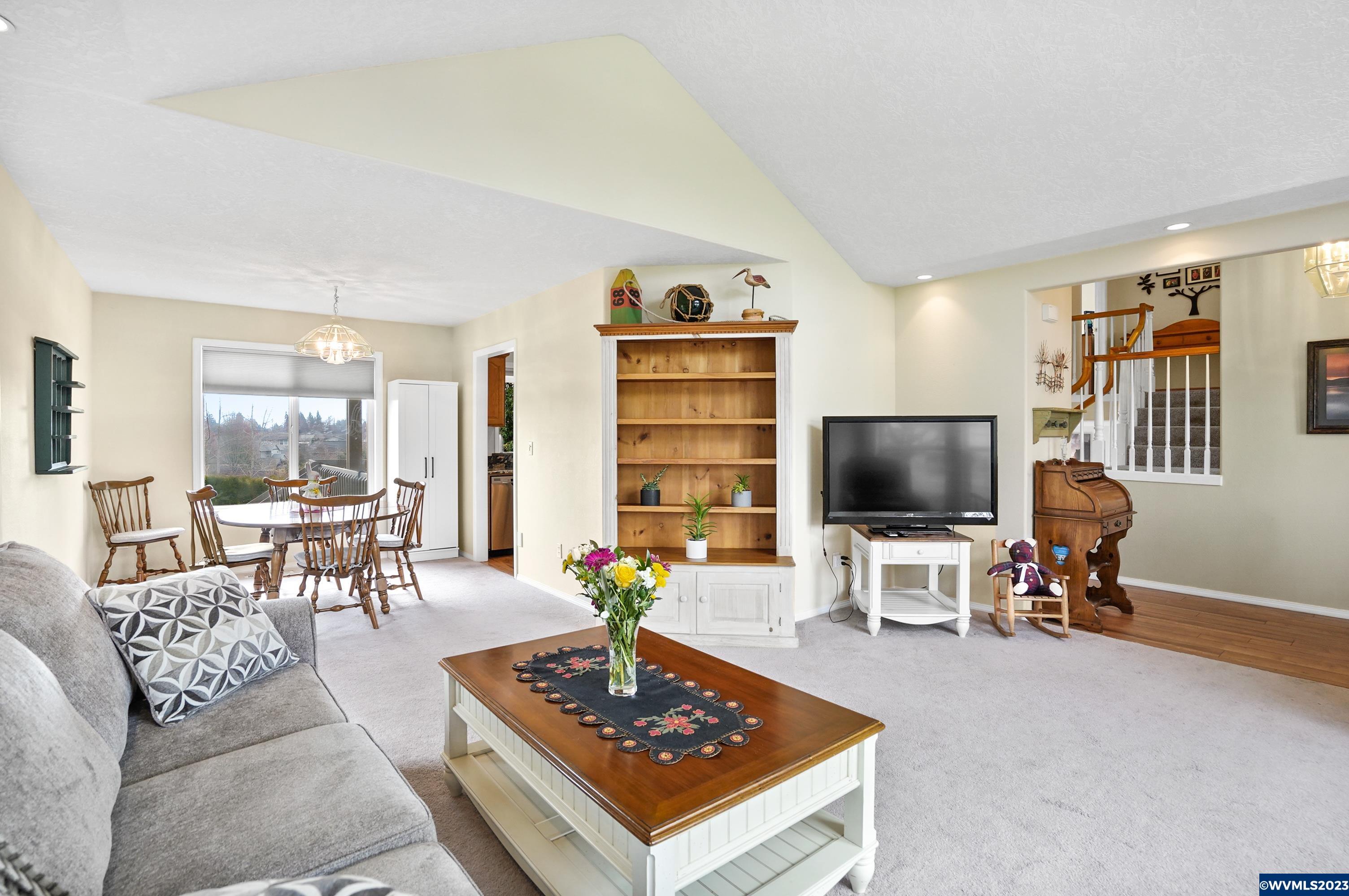 1476 Horizon Ridge Drive Northeast Keizer, OR 97303 - Photo 6 of 39
