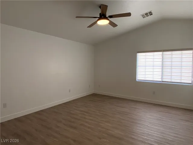 $1,800 | 5363 Railroad River Avenue, Las Vegas, NV 89139