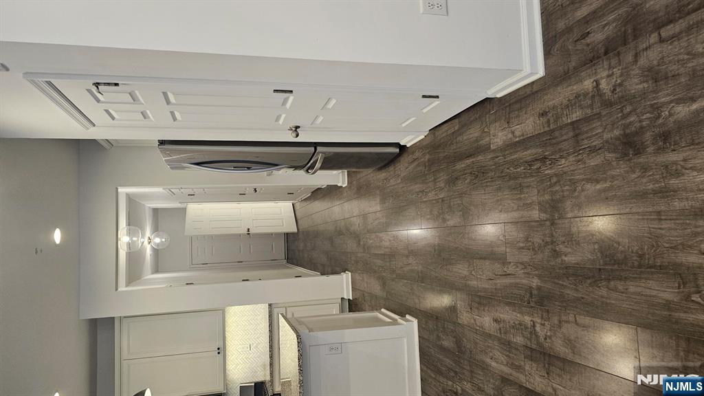 188 Aspen Drive, Unit 414 Cedar Grove, NJ 07009 - Photo 4 of 23