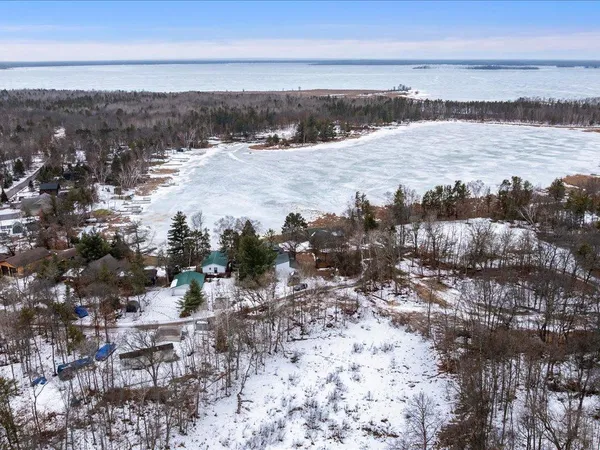 $449,900 | 31693 Stewarts Bay Drive, Breezy Point, MN 56472