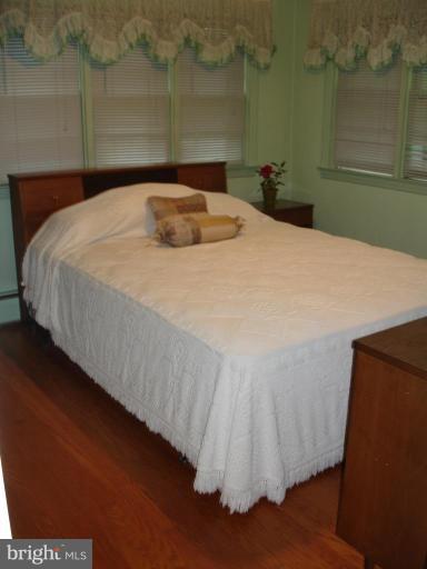 15433 Dover Road Upperco, MD 21155 - Photo 11 of 22 Bedroom #2 - Natural HdWd Floor