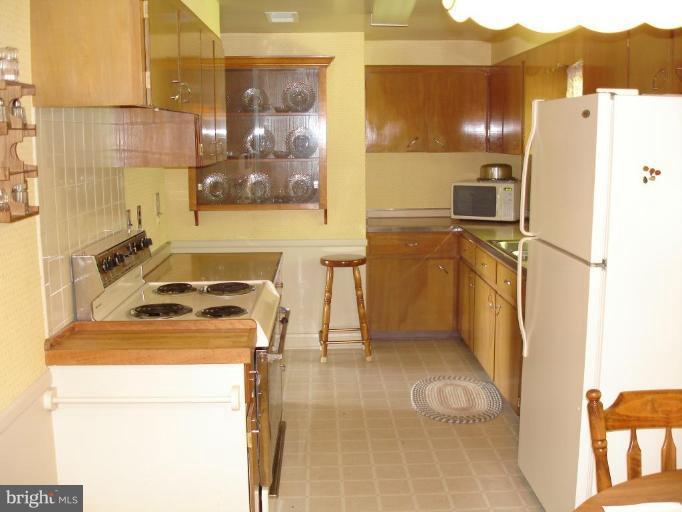 15433 Dover Road Upperco, MD 21155 - Photo 13 of 22 Kitchen