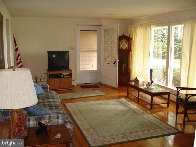 15433 Dover Road Upperco, MD 21155 - Photo 7 of 22 Living Room - Photo #2