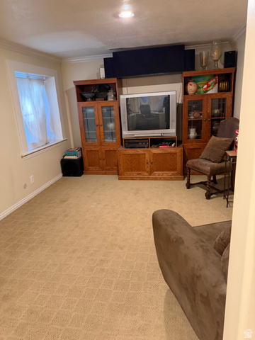 944 Bernay Circle Sandy, UT 84094 - Photo 23 of 43