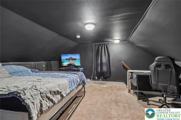 $329,900 | 147 South 5th Street, Coplay, PA 18037