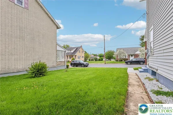 $329,900 | 147 South 5th Street, Coplay, PA 18037