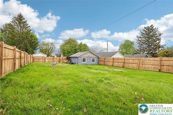$329,900 | 147 South 5th Street, Coplay, PA 18037