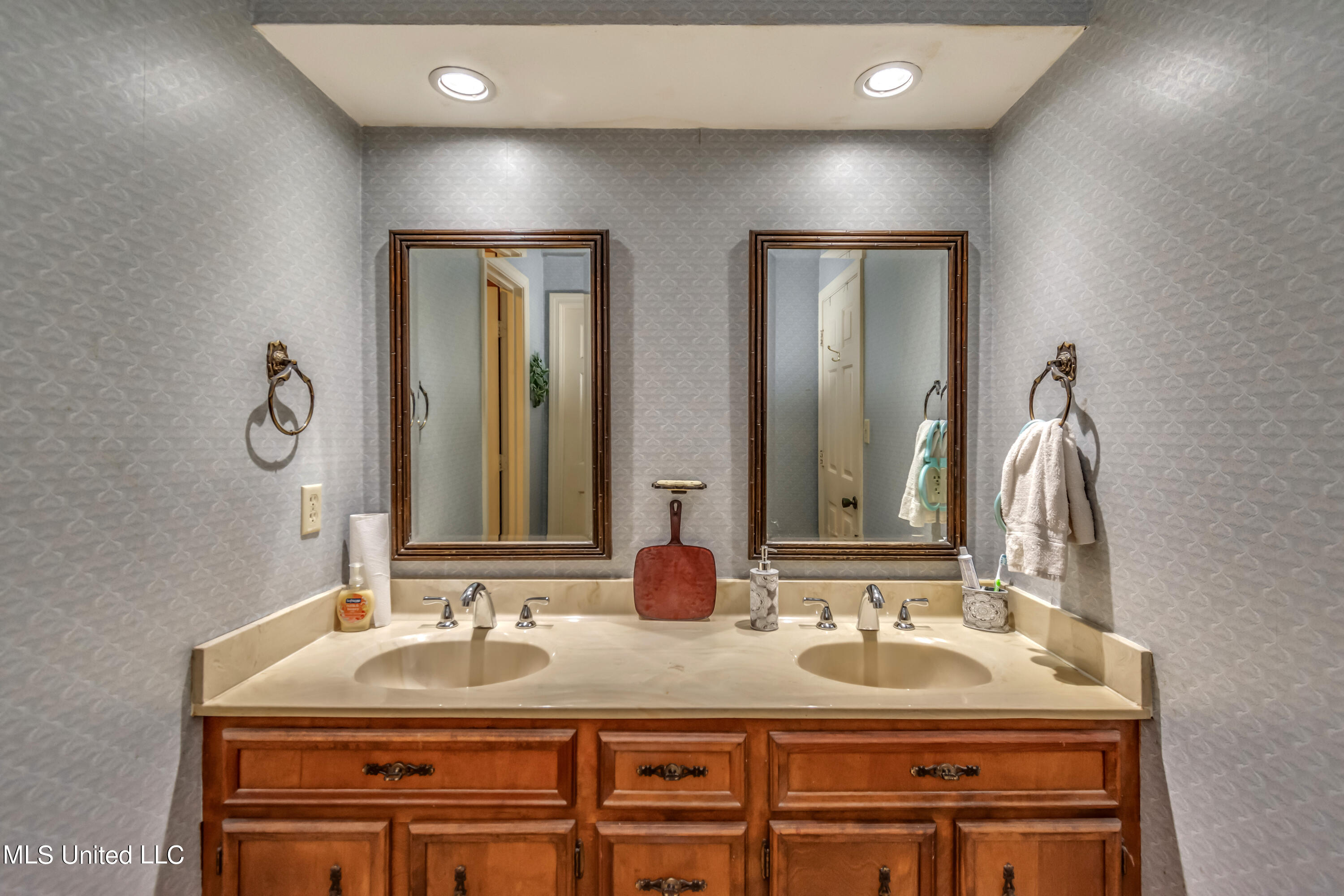 92 Summit Ridge Drive Brandon, MS 39042 - Photo 22 of 38 92 Summit Ridge-62