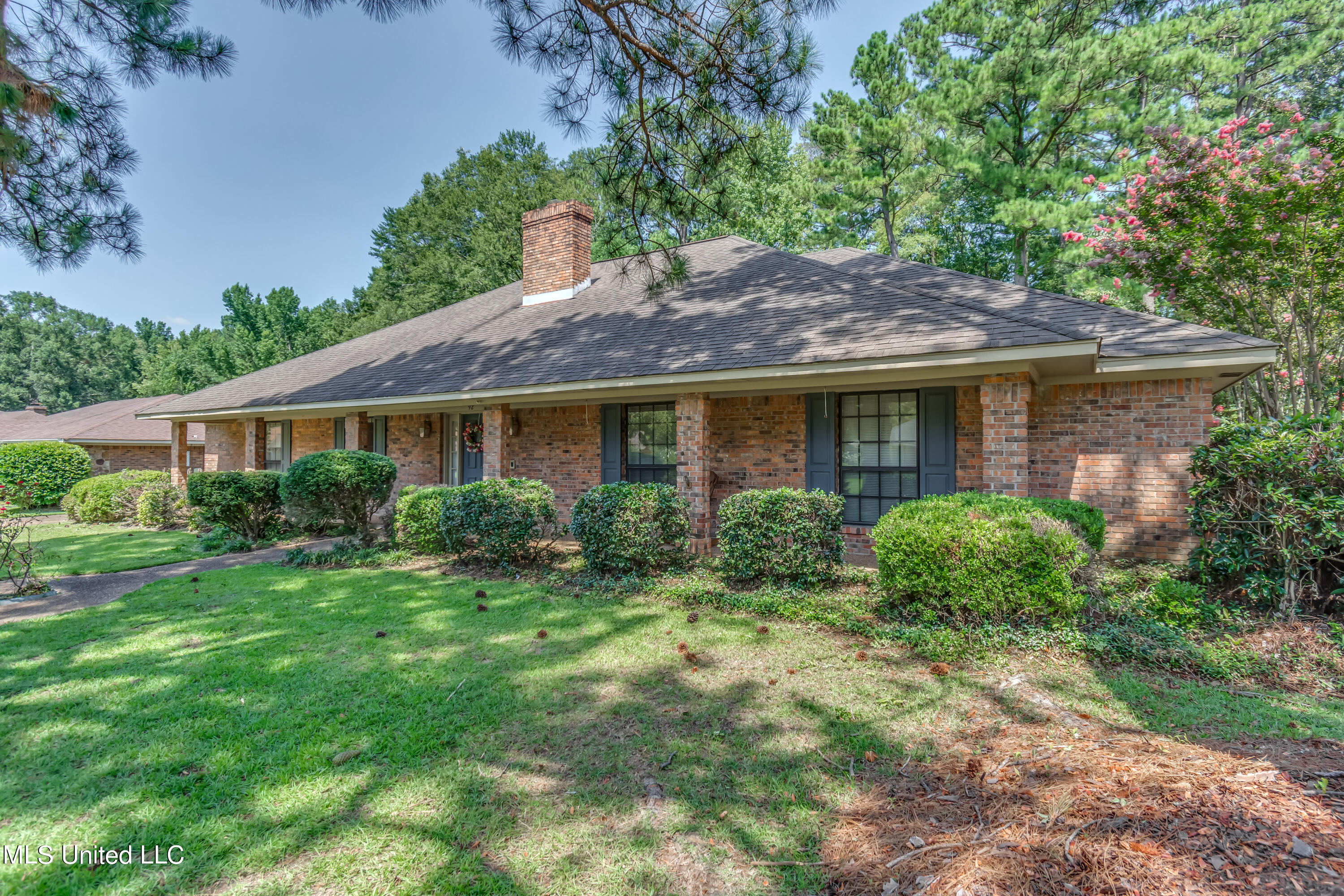 92 Summit Ridge Drive Brandon, MS 39042 - Photo 4 of 38 92 Summit Ridge-5
