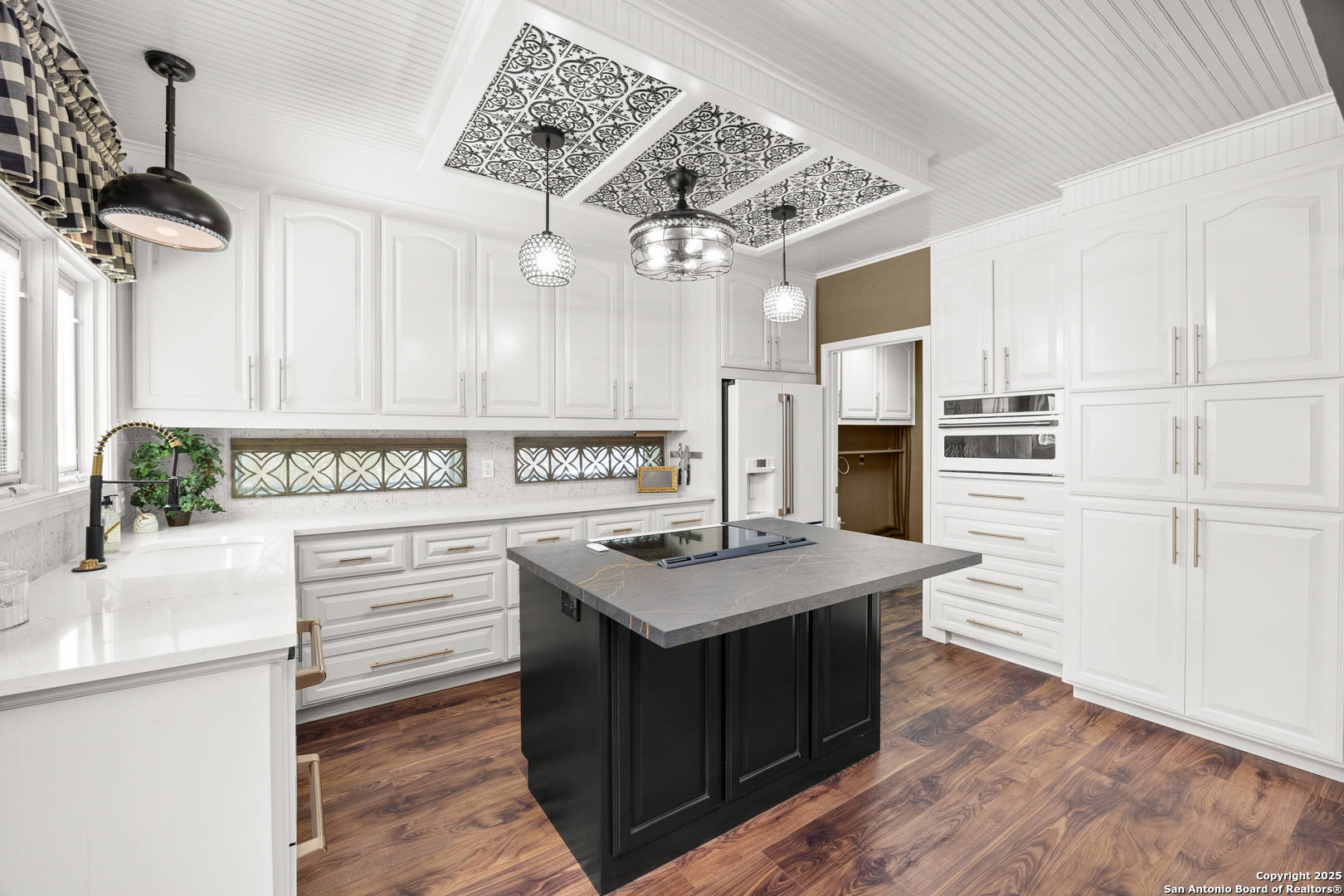 7822 Timber Top Drive Fair Oaks Ranch, TX 78015 - Photo 19 of 61