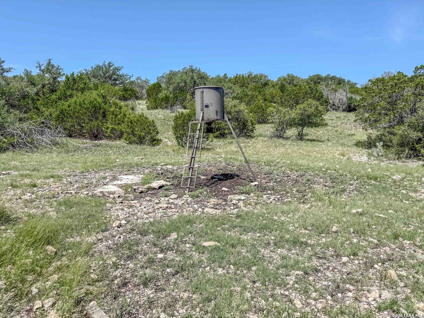0 West SD 42000 Rocksprings, TX 78880 - Photo 4 of 36 a view of a outdoor space