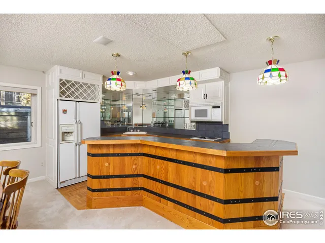 a picture of a living room with furniture