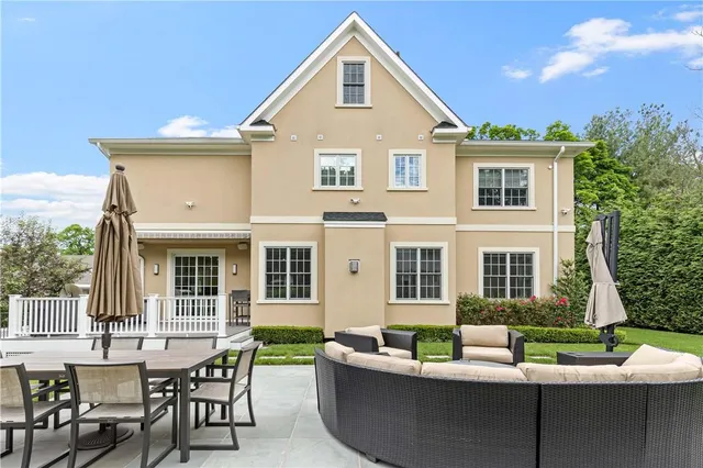 $3,750,000 | 622 West 256th Street | North Riverdale