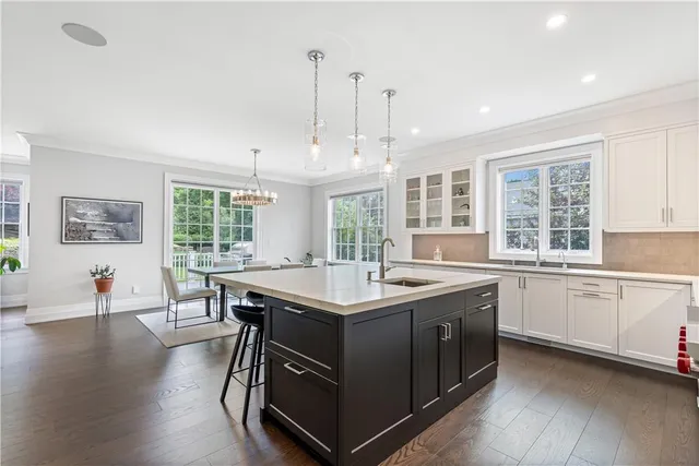 $3,750,000 | 622 West 256th Street | North Riverdale