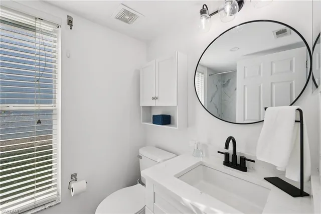 $4,000 | 845 New Waterford Drive, Unit Q104, Naples, FL 34104