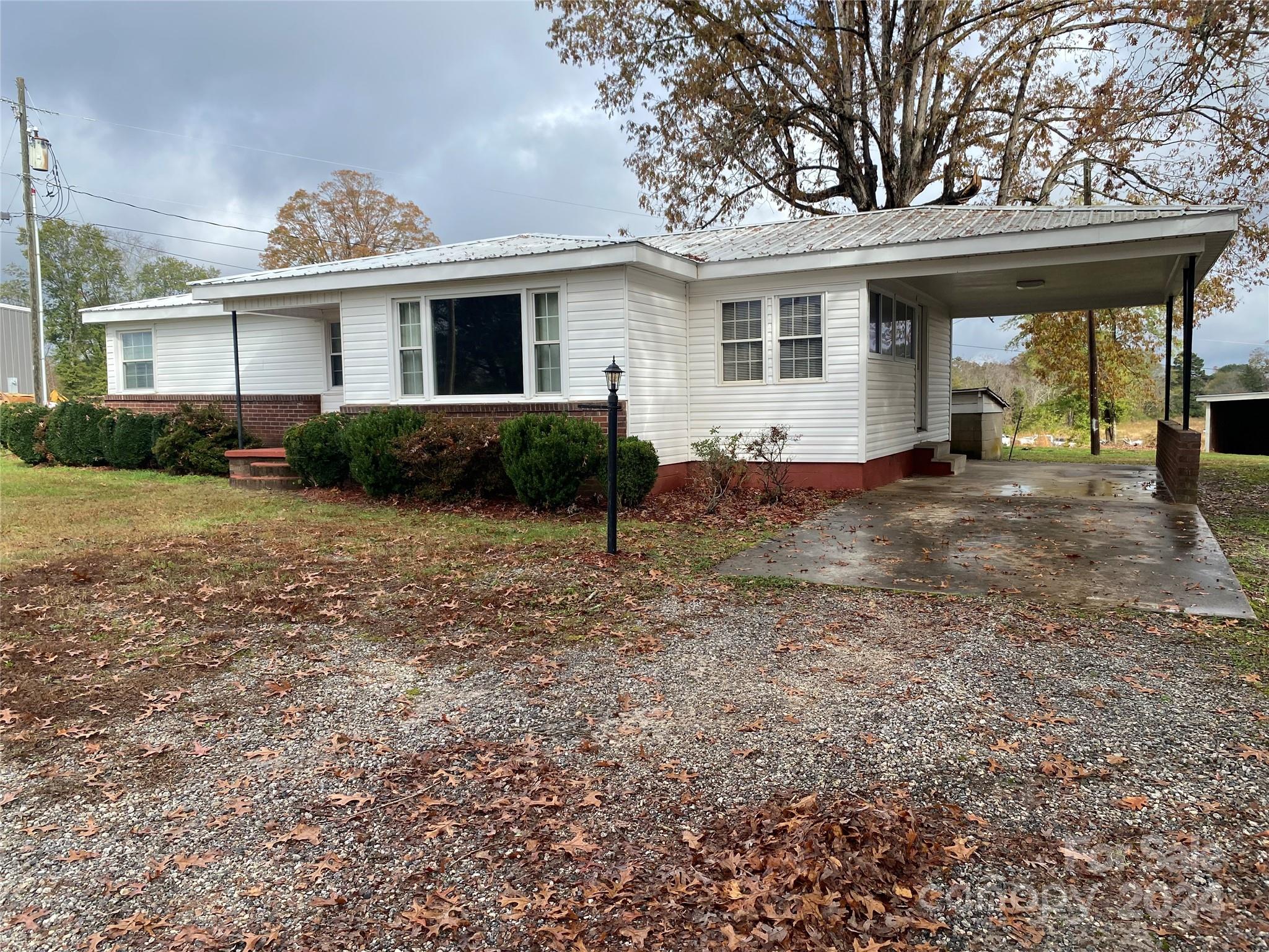 285 Chase High Road Forest City, NC 28043 - Photo 1 of 21 Gallery Image 1