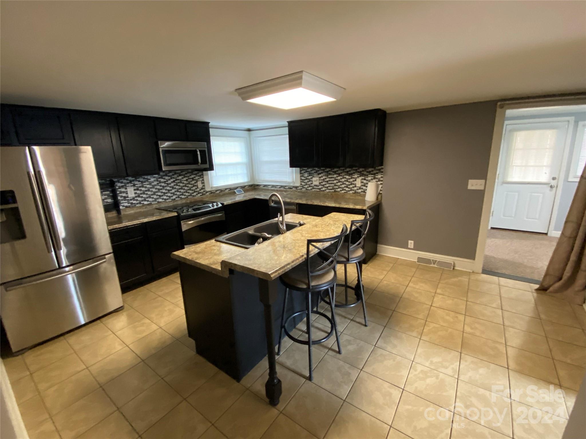 285 Chase High Road Forest City, NC 28043 - Photo 4 of 21 Gallery Image 4