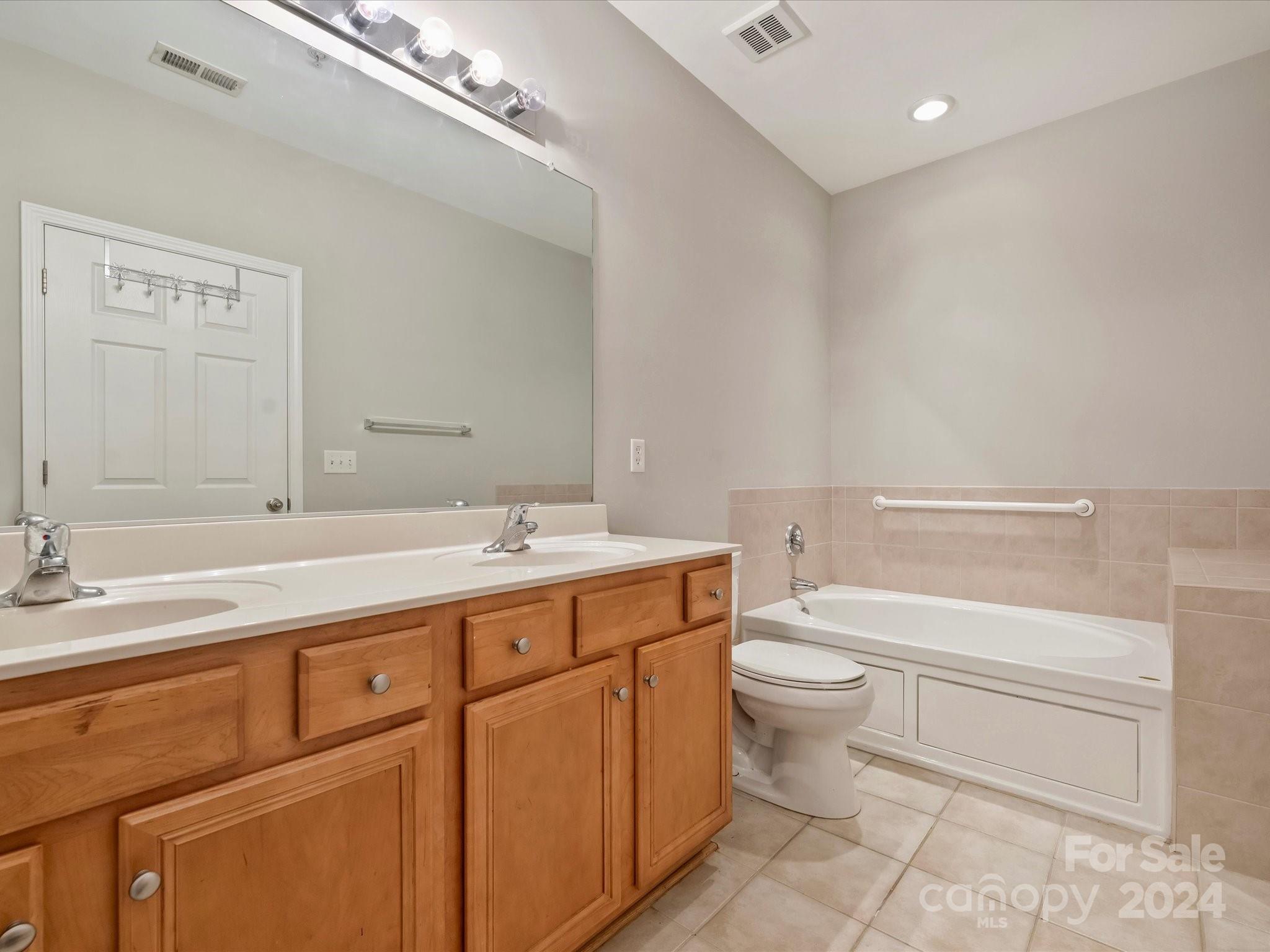 8669 Edinburgh Square Drive Cornelius, NC 28031 - Photo 15 of 20