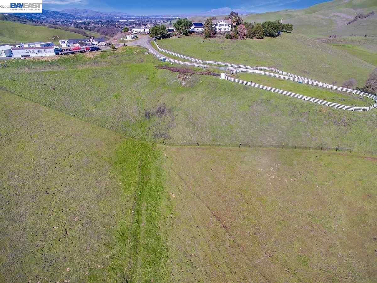 3329 Little Valley Road Sunol, CA 94586 - Photo 3 of 6