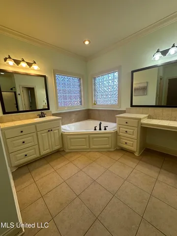 $2,300 | 101 Cedar Green Cove, Canton, MS 39046