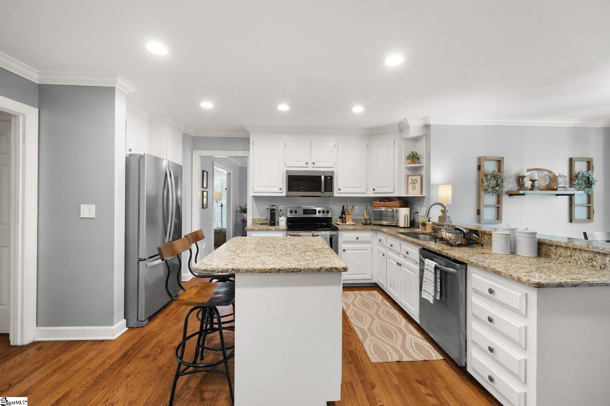 210 Rock Road Greer, SC 29651 - Photo 13 of 50