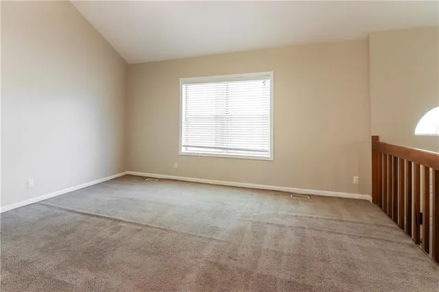 $1,975 | 522 Valle Drive, Belton, MO 64012