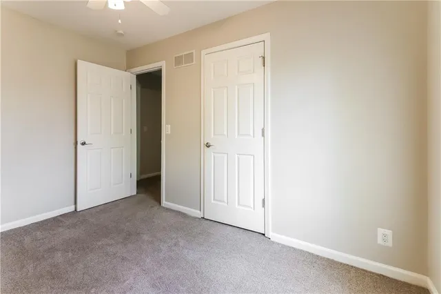 $1,975 | 522 Valle Drive, Belton, MO 64012