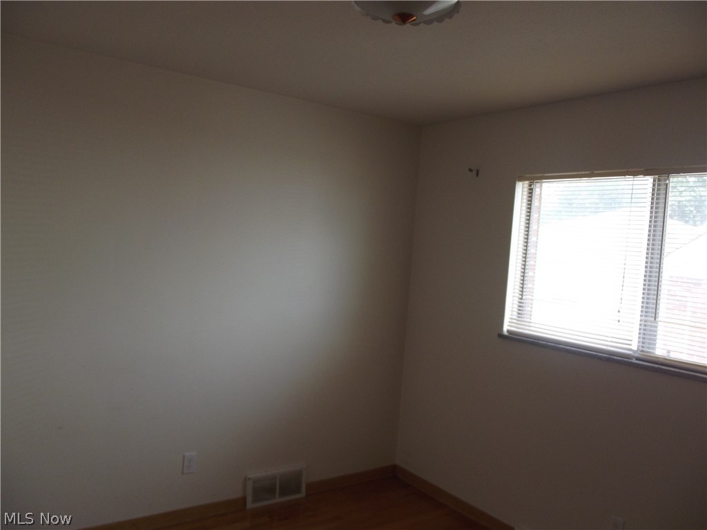 16885 Libby Road Maple Heights, OH 44137 - Photo 16 of 23 Gallery Image 16