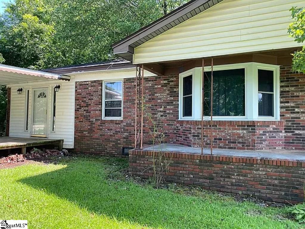 101 Blue Ridge Drive Fountain Inn, SC 29644 - Photo 2 of 18 Gallery Image 2