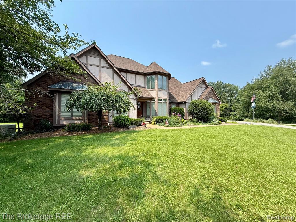 12088 Pinebrook Lane South Lyon, MI 48178 - Photo 3 of 73