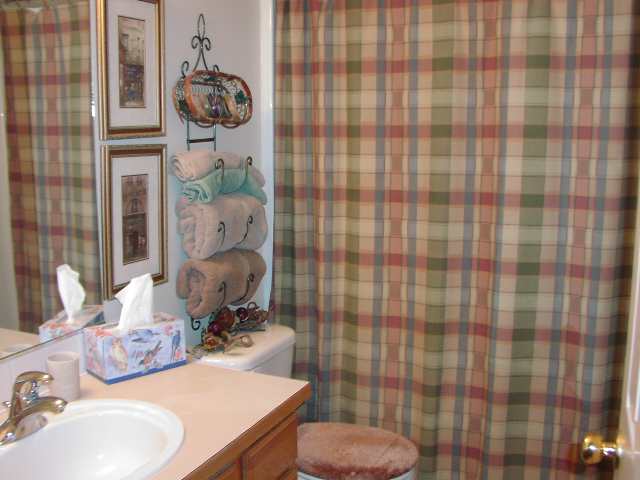 2404 Rees Lane Spokane Valley, WA 99037 - Photo 6 of 7