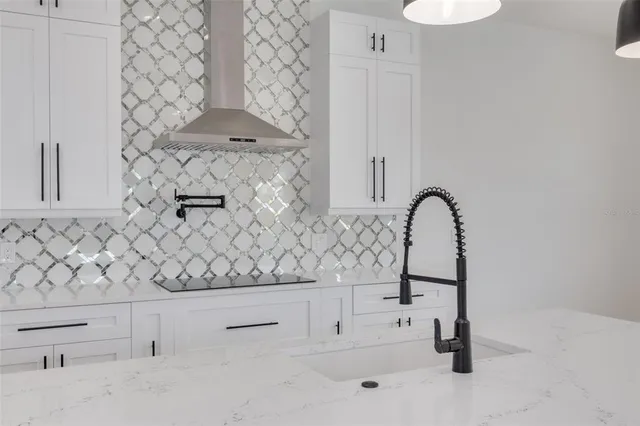 $2,495,000 | 6012 Kipps Colony Drive East, Gulfport, FL 33707