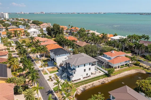 $2,495,000 | 6012 Kipps Colony Drive East, Gulfport, FL 33707