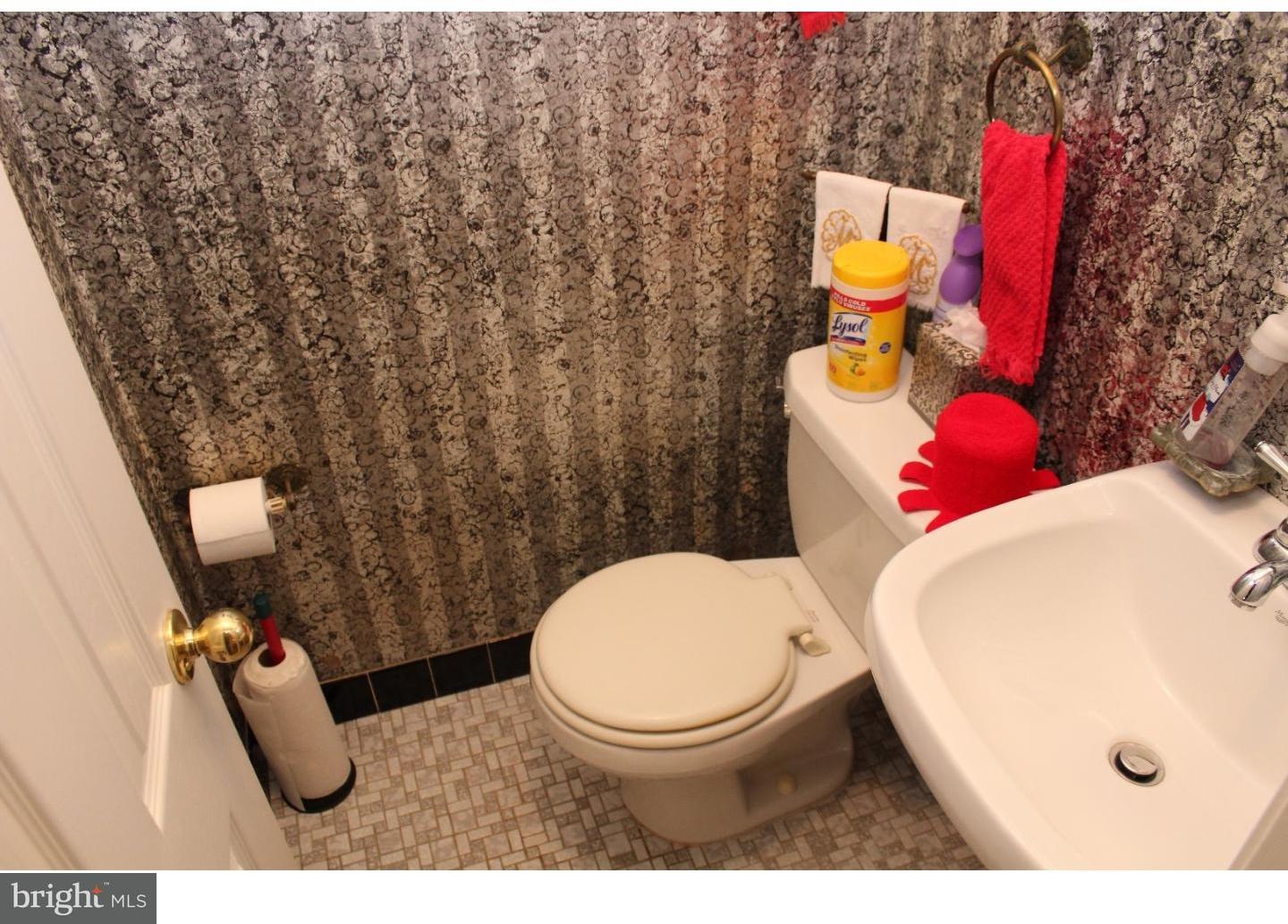 12705 Kenny Road Philadelphia, PA 19154 - Photo 6 of 6 Half Bath