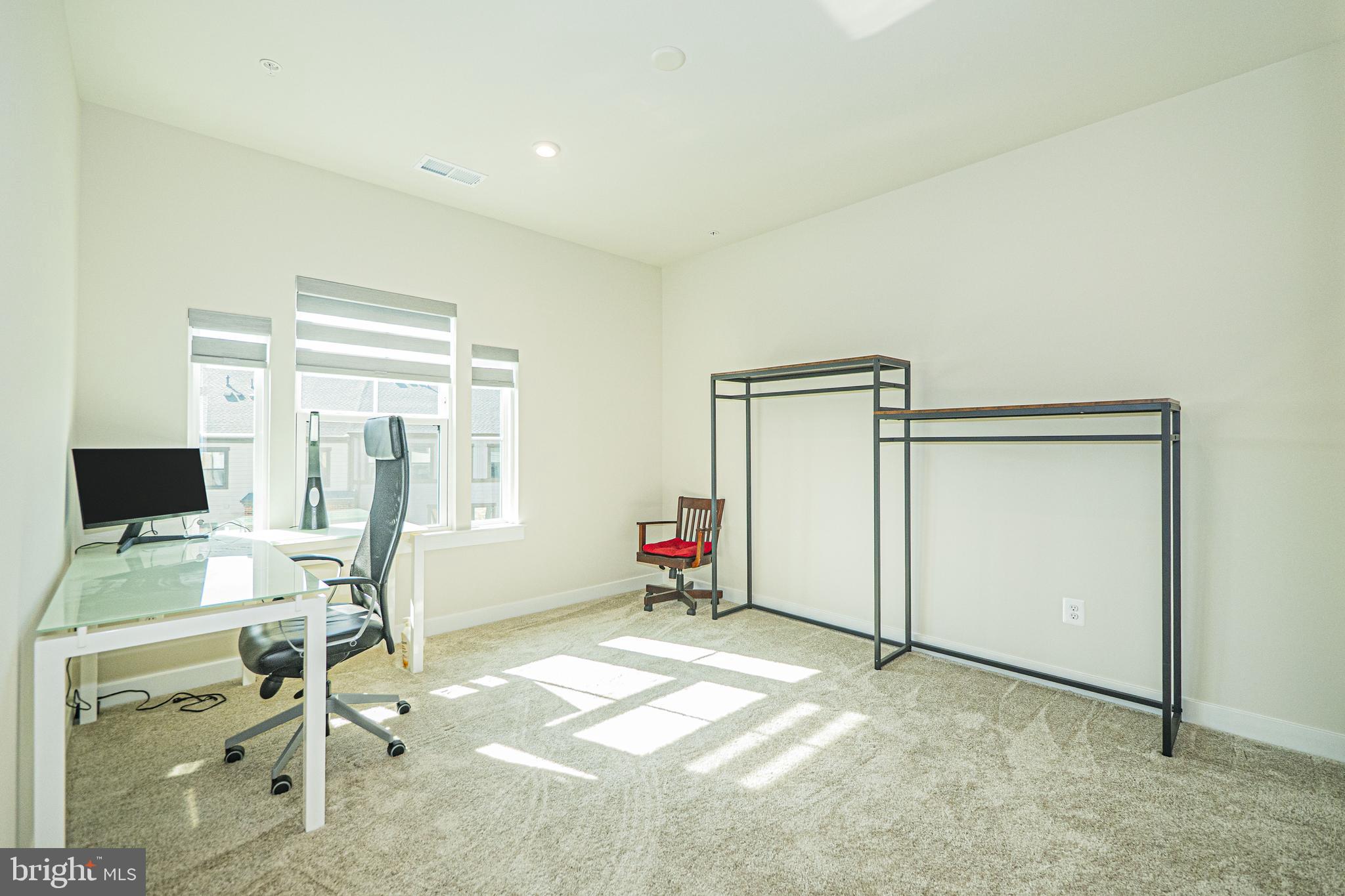 14564 George Carter Way, Unit 119 Chantilly, VA 20151 - Photo 18 of 38