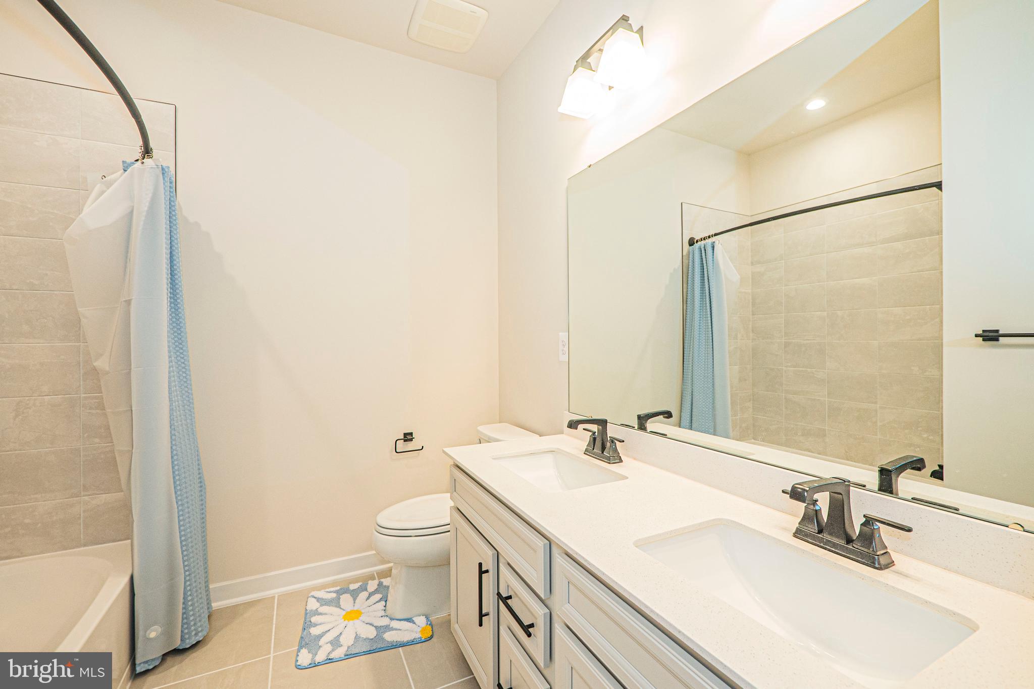 14564 George Carter Way, Unit 119 Chantilly, VA 20151 - Photo 22 of 38