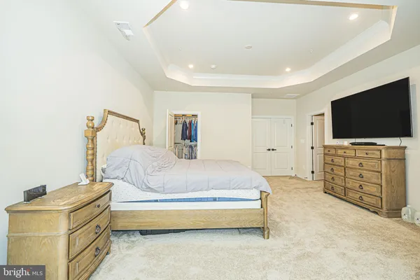 $700,000 | 14564 George Carter Way, Unit 119, Chantilly, VA 20151