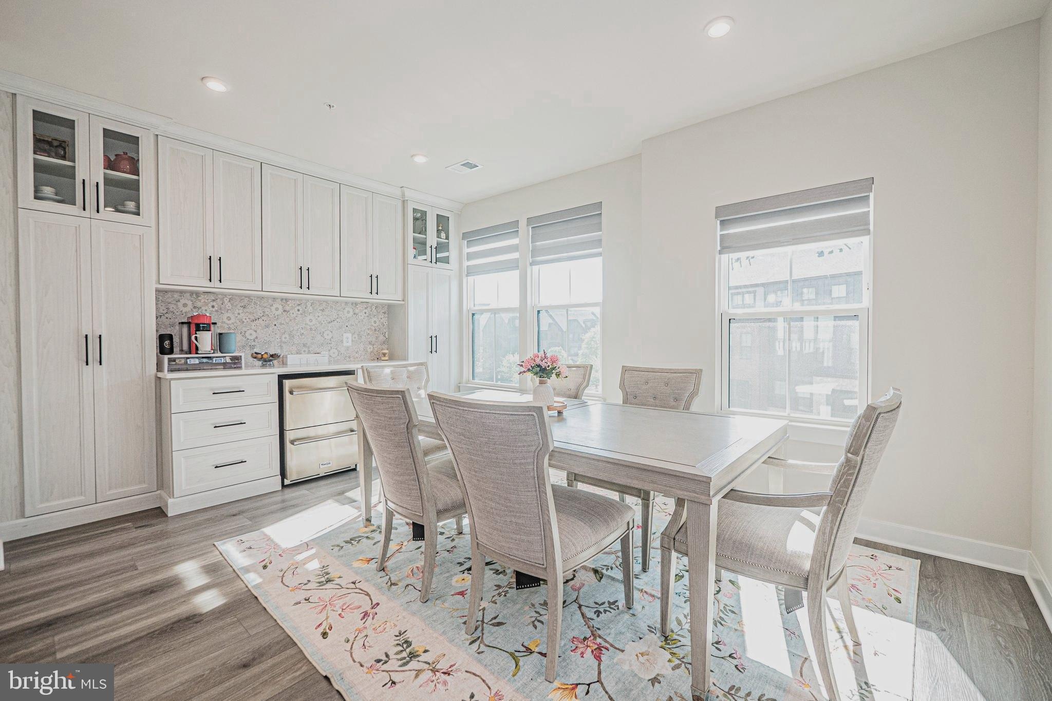 14564 George Carter Way, Unit 119 Chantilly, VA 20151 - Photo 3 of 38