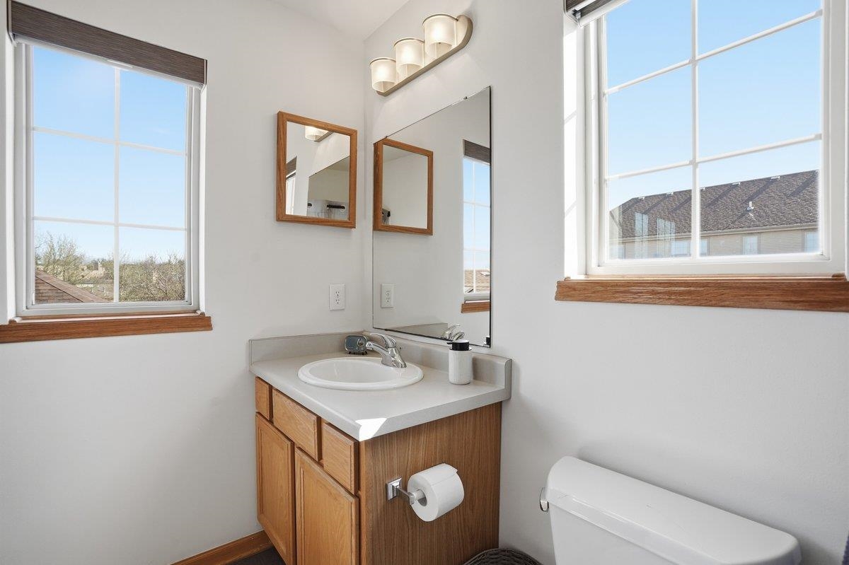 348 Park Sun Prairie, WI 53590 - Photo 22 of 44