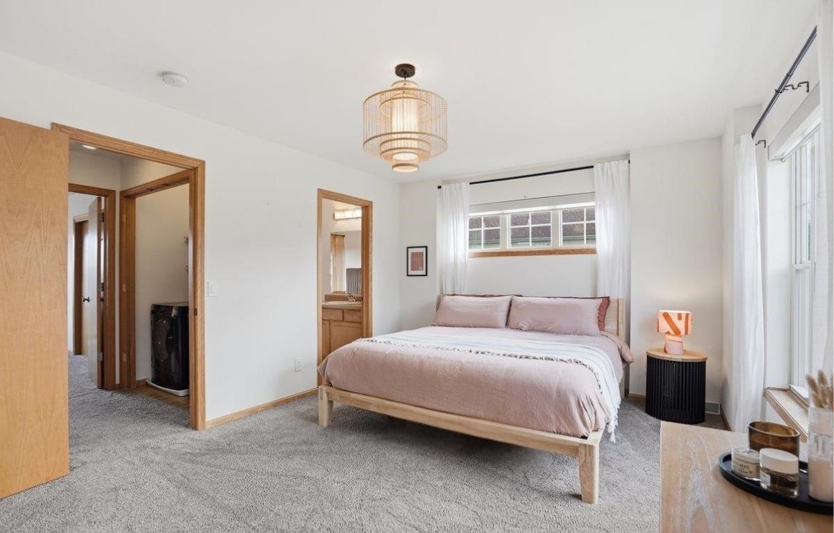 348 Park Sun Prairie, WI 53590 - Photo 26 of 44