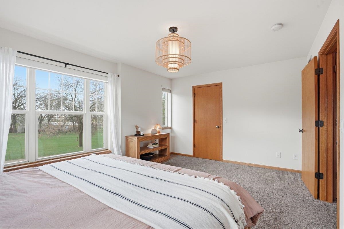 348 Park Sun Prairie, WI 53590 - Photo 27 of 44